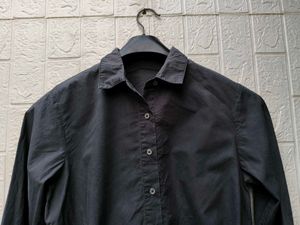 New with tag Classic Black Button-Up Shirt