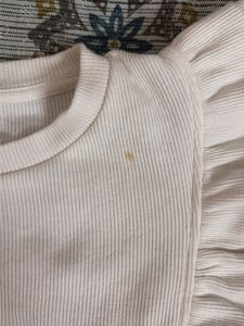 H&amp;M White Ribbed Ruffle Sleeve Top