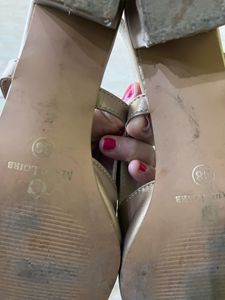 Golden Light heels Sandals For Ethnic Wear