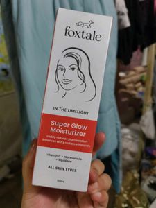 sealed Foxtale Super Glow Moisturizer