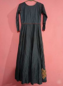 Free delivery 🚚 Floral Kurta with dupatta
