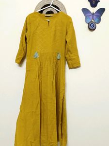 WOMEN'S KURTI