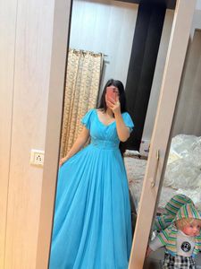 Elegant Blue Gown with Embellishments🎀❤️