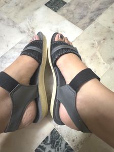 Comfortable Women's Flat Sandals