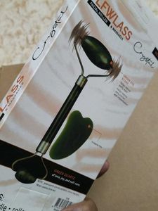 FLFWLASS Facial Roller &amp; Massager