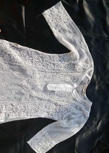 Brand New(PARAMOUNT CHIKAN) White Chikankari Kurta