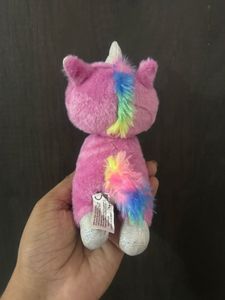 Spritz the Unicorn from Zuru Coco Surprise Co