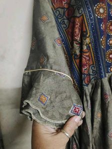 Untouched|PLUSS Sized|Branded Ethnic Midi Dress