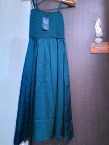 Beautiful One Piece Dress 👗with Shrugs