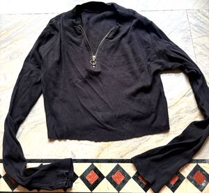 Black Ribbed Zip-Up Crop Top