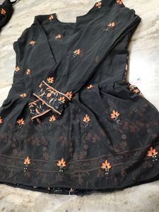 Peplum With Lehenga Chunni