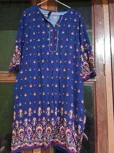 Elegant blue floral printed kurta with pants.