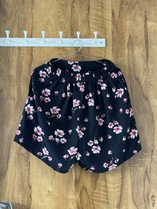 Floral Print Crop Top &amp; Shorts Set