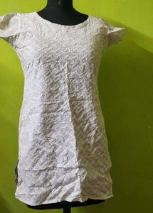 White Kurti