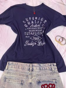 Graphic oversized tee
