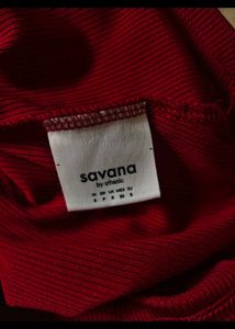 savana by urbanic maroon sleek tshirt