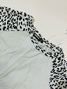 Leopard Print Sleeve Crop T-Shirt
