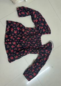 Floral Print Bell Sleeve Top