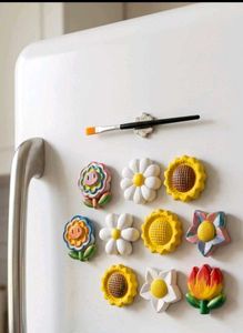 Colouring kit of Flower Fridge Magnets Set