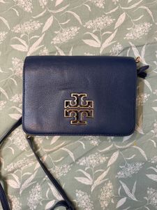 Auth Tory Burch Britten continental Crossbody Bag