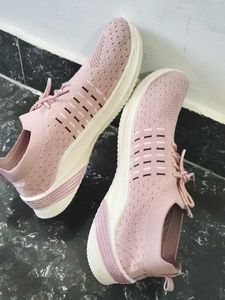 🩷 Pink Knit Slip-On Sneakers 👟