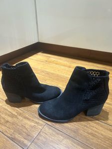 🇮🇳Freedom Sale🇮🇳Steve Madden Black Suede boots