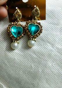 Heart Shaped Teal Earrings with Pearls