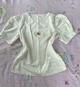 Elegant Cream Puff Sleeve Top