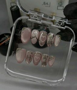 Elegant Press-On Nail Set