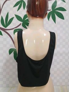 (800)Black Cropped Tank Top