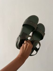 Chic Green Platform Sandals