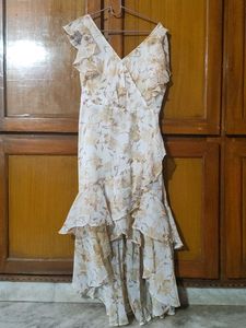Floral Ruffle V-Neck Maxi Dress