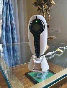Qubo Outdoor Security Camera (White)