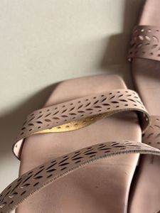 ZUDIO nude color flats so comfy
