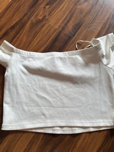 Off-Shoulder Ribbed Crop Top
