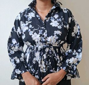 Floral Black and white top