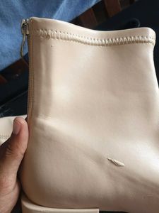 👢Beige Perfect for everyday Boots