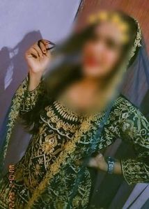 Elegant Embroidered pakistani pattern dress