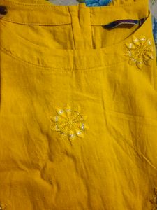 Aakriti Top,M Size