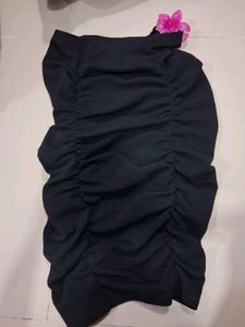 Chic Black Ruched Mini Skirt