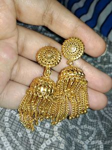 Stunning Gold Jhumka Earrings
