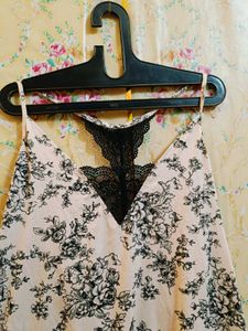 🇳🇿💫🎀Floral Lace Cami Top Y2K Vibe