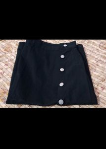 Black Button Slit Skirt