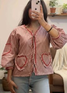 Cute red & white gingham top