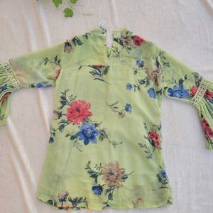 Trendy Ruffle Floral Chiffon Top