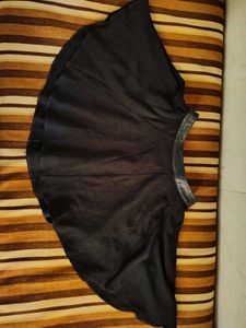 Chic Black Skirt with Faux Leather Waistband