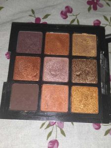 Swiss Beauty Ultimate Eyeshadow Palette- 03