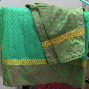 Beautiful Green Saree with Intricate Weave