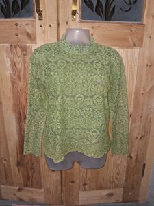 Elegant Green Lace Top