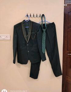 Elegant Dark Green 3-Piece Men's Suit Set